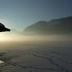 Karrerhof * والشسي